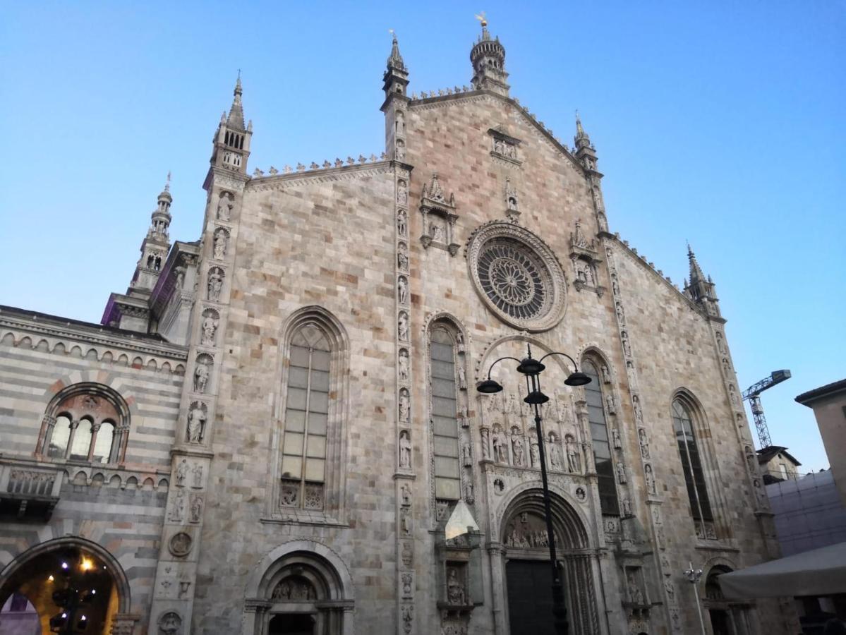 Appartamento Aleph With Private Parking, Next Train Station Como Exterior foto