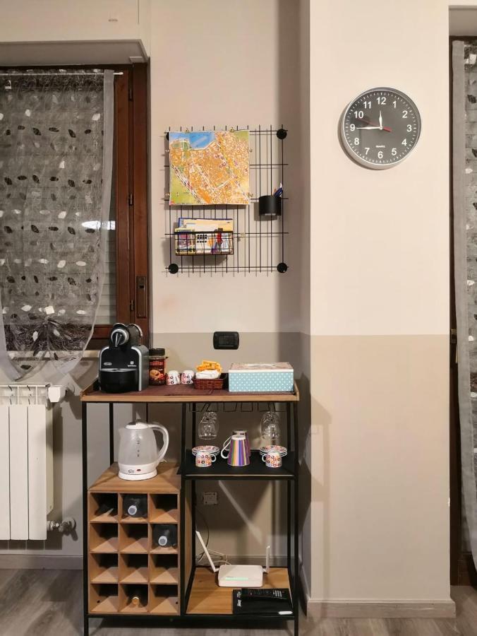 Appartamento Aleph With Private Parking, Next Train Station Como Exterior foto